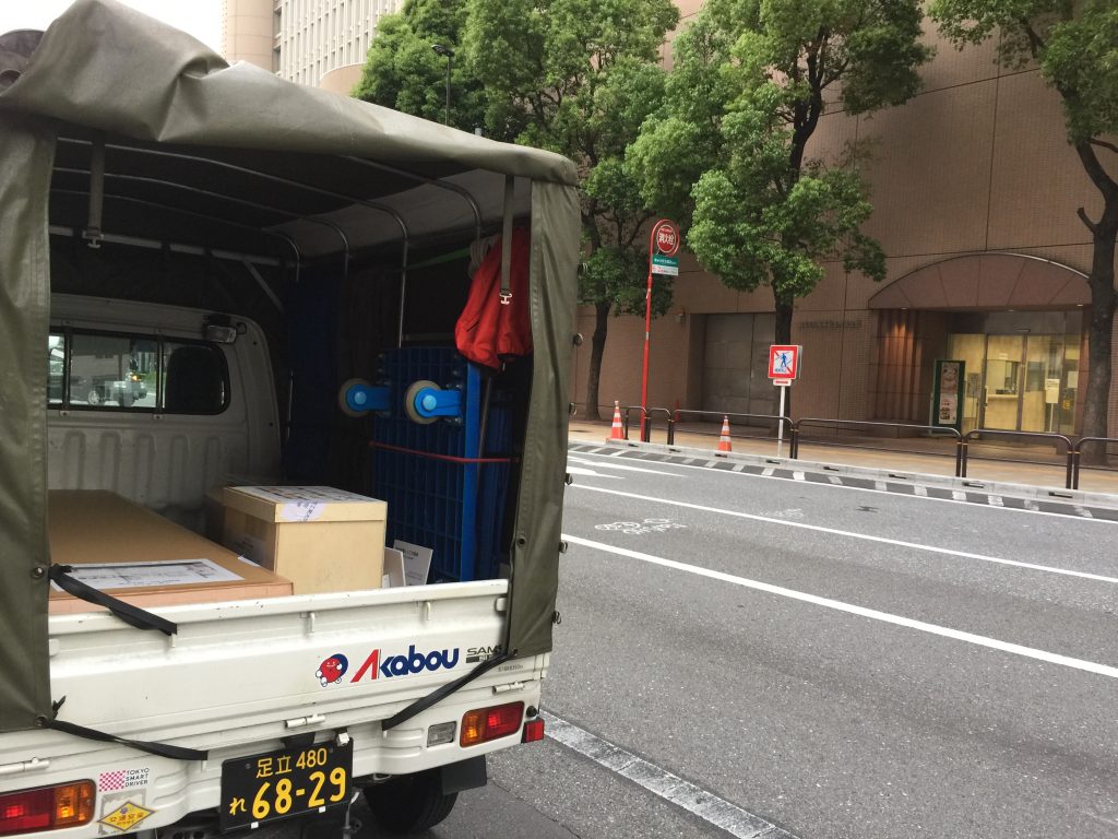 赤帽で【都内緊急・貸切配送】　　コンクール模型の配送