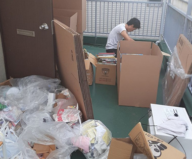 行政機関からの依頼で本日中に退去、赤帽でお手伝い